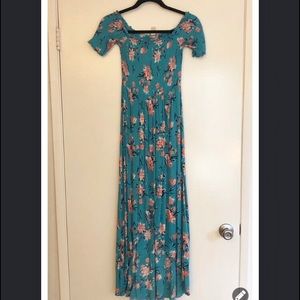 Forever 21 light blue teal floral maxi dress (M)